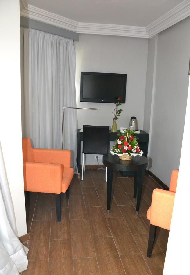 Ubay Hotel Rabat Exterior foto
